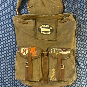 Vintage Gap Kids drawstring backpack.